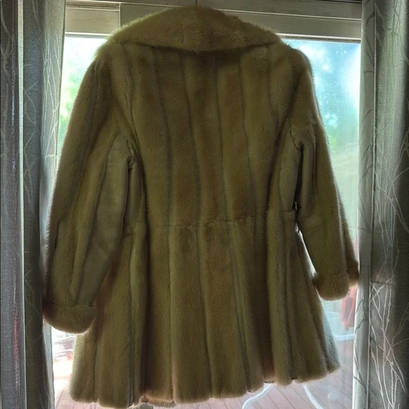 Mink and Leather Jacket ~ Cream Color Size 10/12 Vintage EUC